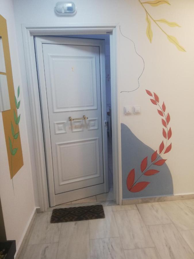 Maria'S Studio No1 In Heraklion/Wifi/Ac المظهر الخارجي الصورة